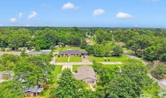 18 Rollins Pl, Atmore, AL 36502