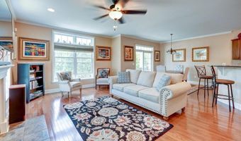84 Andriana Ln, Albany, NY 12204