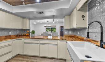 457 E HIGHLAND St, Altamonte Springs, FL 32701