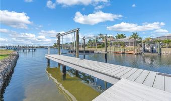 5305 WISHING ARCH Dr, Apollo Beach, FL 33572