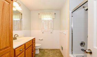 12 Greenfield Dr, Ansonia, CT 06401
