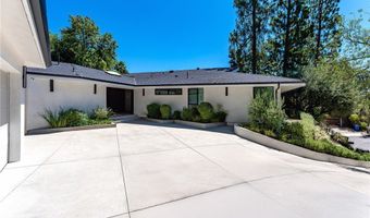 16105 Clear Oak Dr, Encino, CA 91436