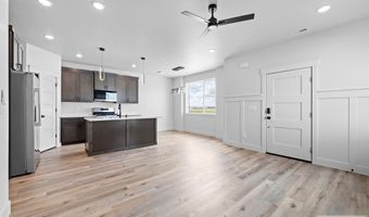 739 Curlew Dr, Ammon, ID 83406