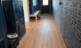 1016 M St, Aurora, NE 68818