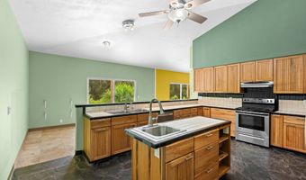 46-3993 OLD MAMALAHOA Hwy, Honokaa, HI 96727