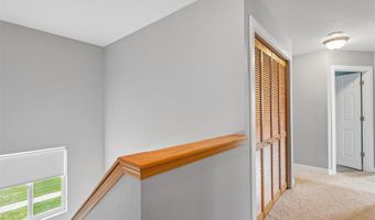 4704 NE Hayes Dr, Ankeny, IA 50021