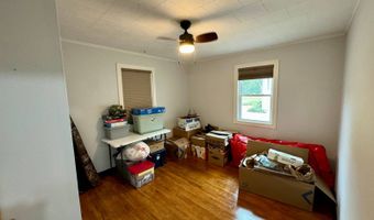 203 12th Ave, Britton, SD 57430