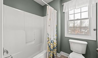 635 Prestige Woods Blvd, Aurora, OH 44202