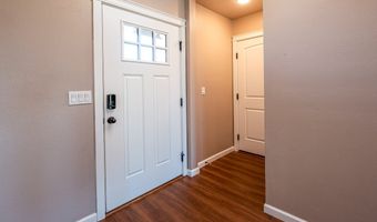 2000 NE SUMMIT Dr, Albany, OR 97321