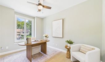 44 Middle St, North Kingstown, RI 02852