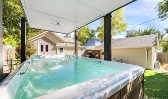 927 5th St, Berthoud, CO 80513