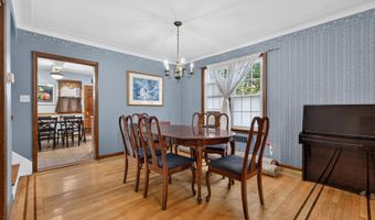 111 W 57TH St, Bayonne, NJ 07002