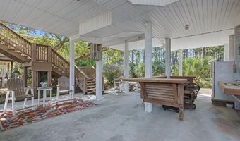 214 HARBOR Cir, Alligator Point, FL 32346