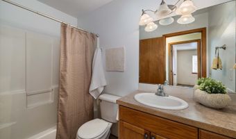 504 Grader Ct, Benton City, WA 99320
