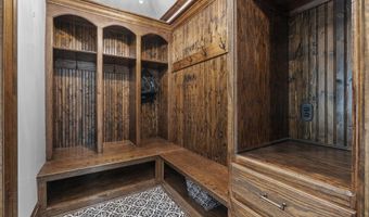 415 Pine St, Camden, SC 29020