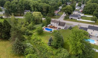 38 Fairview Ave, Auburn, ME 04210