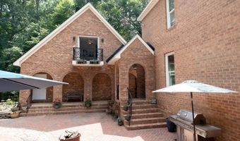 9307 Oak Trl, Ashland, VA 23005
