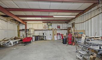 2800 Roberts Rd, Baxter Springs, KS 66713