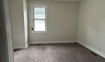 135 W Chrystal St, Andover, NJ 07801