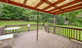 233 Mountain Rd, Cheshire, CT 06410