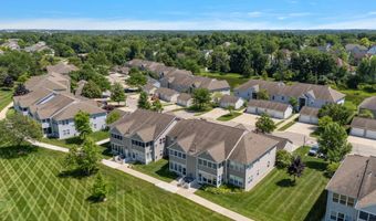 1734 Weatherstone Dr, Ann Arbor, MI 48108