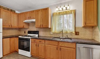 804 Woodworth Ave, Alma, MI 48801