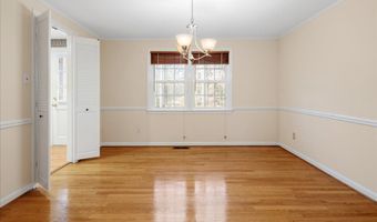 4302 ADRIENNE Dr, Alexandria, VA 22309