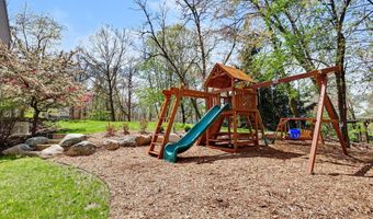 4338 Trail E Dr NE, Ada, MI 49301
