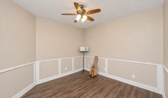 1827 Waterway Dr, Baker, FL 32531