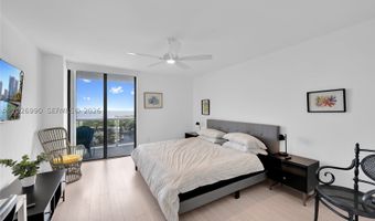 20515 E Country Club Dr 2146, Aventura, FL 33180