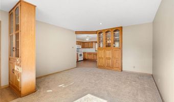 313 Glenn Rd, Albert Lea, MN 56007