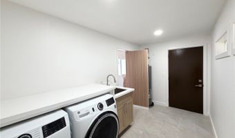 1225 Mokapu Blvd, Kailua, HI 96734