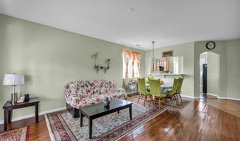 570 Sunrise Cir, Fernley, NV 89408