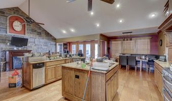 129 Riverview Dr, Anderson, MO 64831