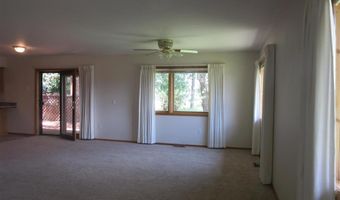 100 McCullough Dr, Cody, WY 82414