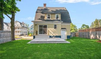 88 Wentworth Ave, Cranston, RI 02905