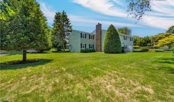 82 Hope Rd, Cranston, RI 02921