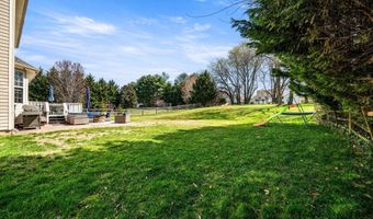 42 EMERALD RIDGE Dr, Bear, DE 19701