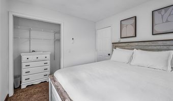 130 Graybark Ln, Amherst, OH 44001