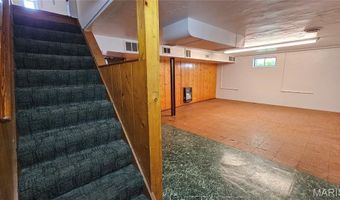 9117 Tiber Ct, Affton, MO 63123