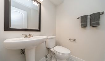 218 NE Mandy Ln, Ankeny, IA 50021