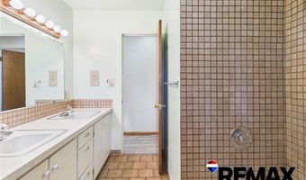 905 S 9th St, Basin, WY 82410