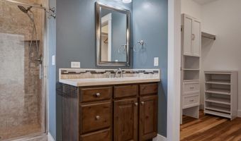 216 COLUMBINE St, Alpine, WY 83128