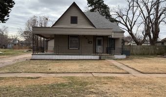 823 Center St, Alva, OK 73717