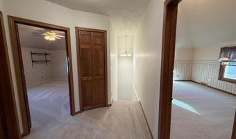709 N St, Aurora, NE 68818