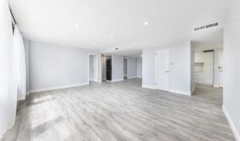 4600 DUKE St 432, Alexandria, VA 22304