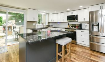 173 Wolcott St, Bristol, CT 06010