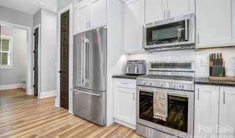20 Phillip Ln, Arden, NC 28704