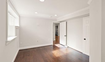 4211 DOWNING St, Annandale, VA 22003