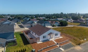 746 Seacrest Dr, Bandon, OR 97411